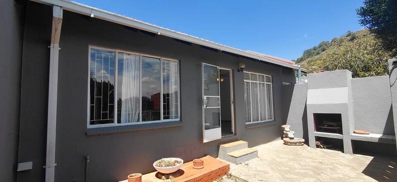 3 Bedroom Property for Sale in Langenhovenpark Free State